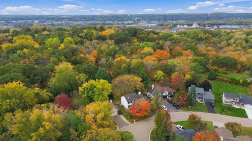 2354 Heights Avenue E, Maplewood, MN 55119