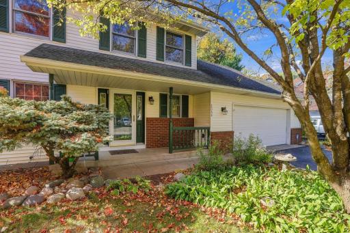 2354 Heights Avenue E, Maplewood, MN 55119