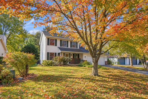 2354 Heights Avenue E, Maplewood, MN 55119