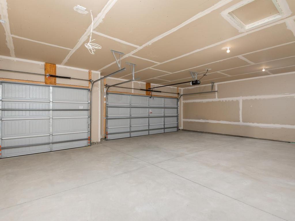 2083 River Bend Trl, Mayer, MN