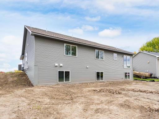 2083 River Bend Trail, Mayer, MN 55360