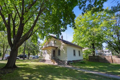 1102 16th Avenue S, Saint Cloud, MN 56301