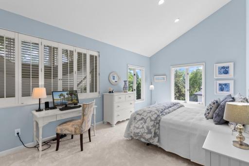 7708 Stonewood Court, Edina, MN 55439