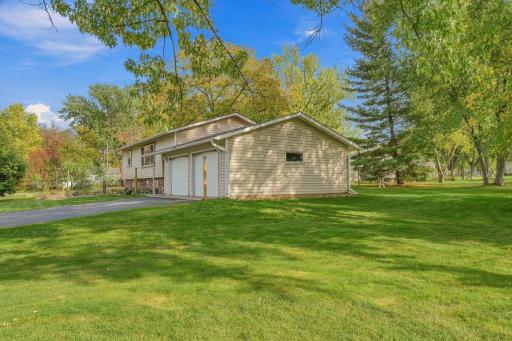 16701 Upper 4th Street N, Lakeland, MN 55043