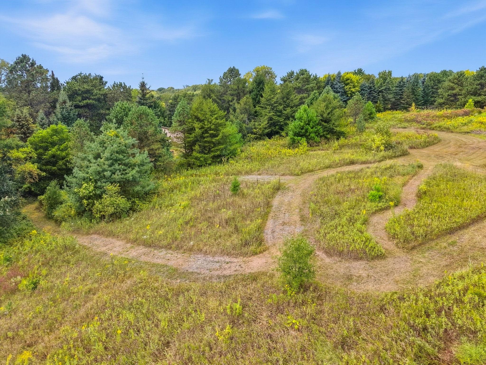 83-web-or-mls-6668_Crackleberry_Trail_Woodbury_093.jpg