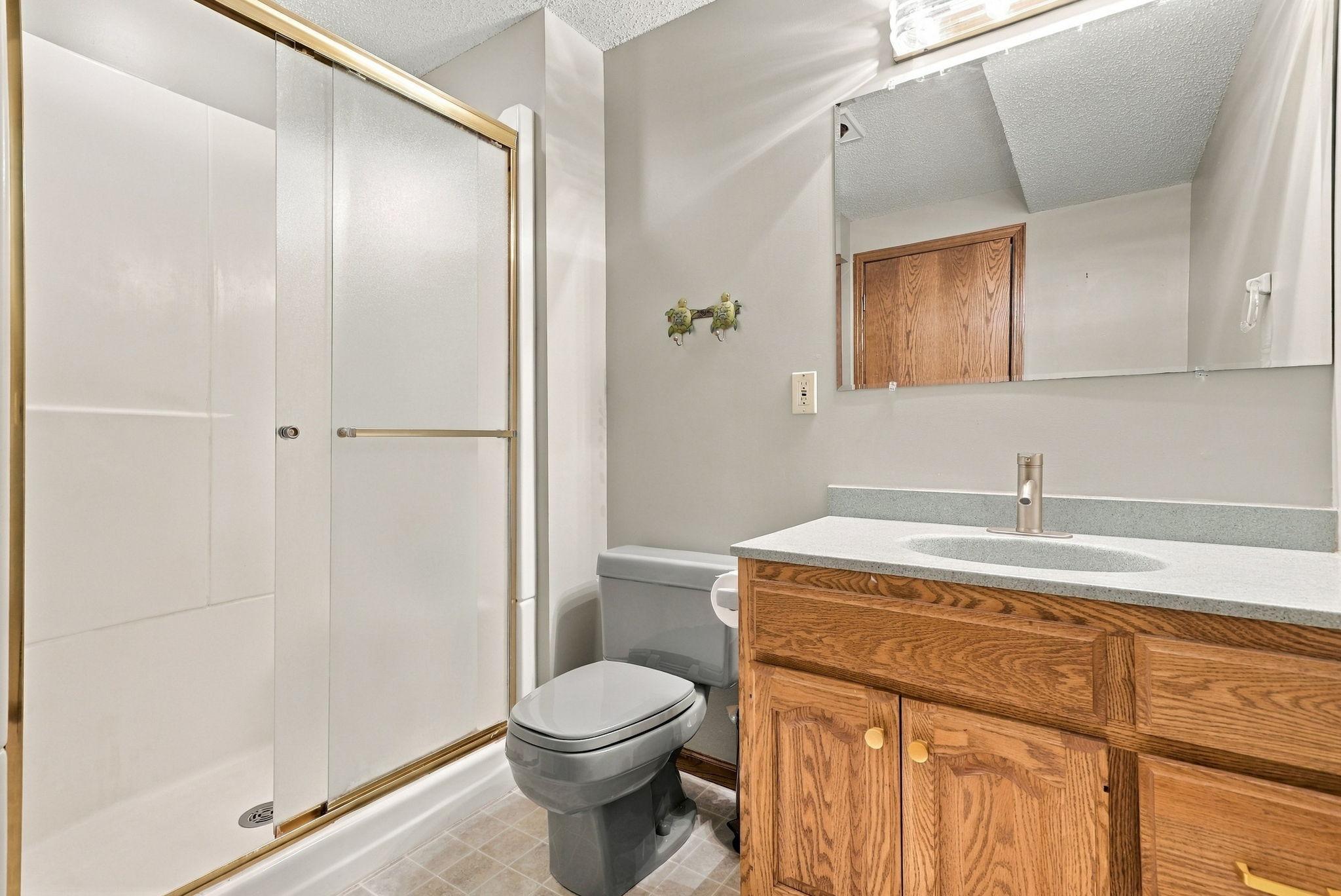 57-web-or-mls-6668_Crackleberry_Trail_Woodbury_09955.jpg