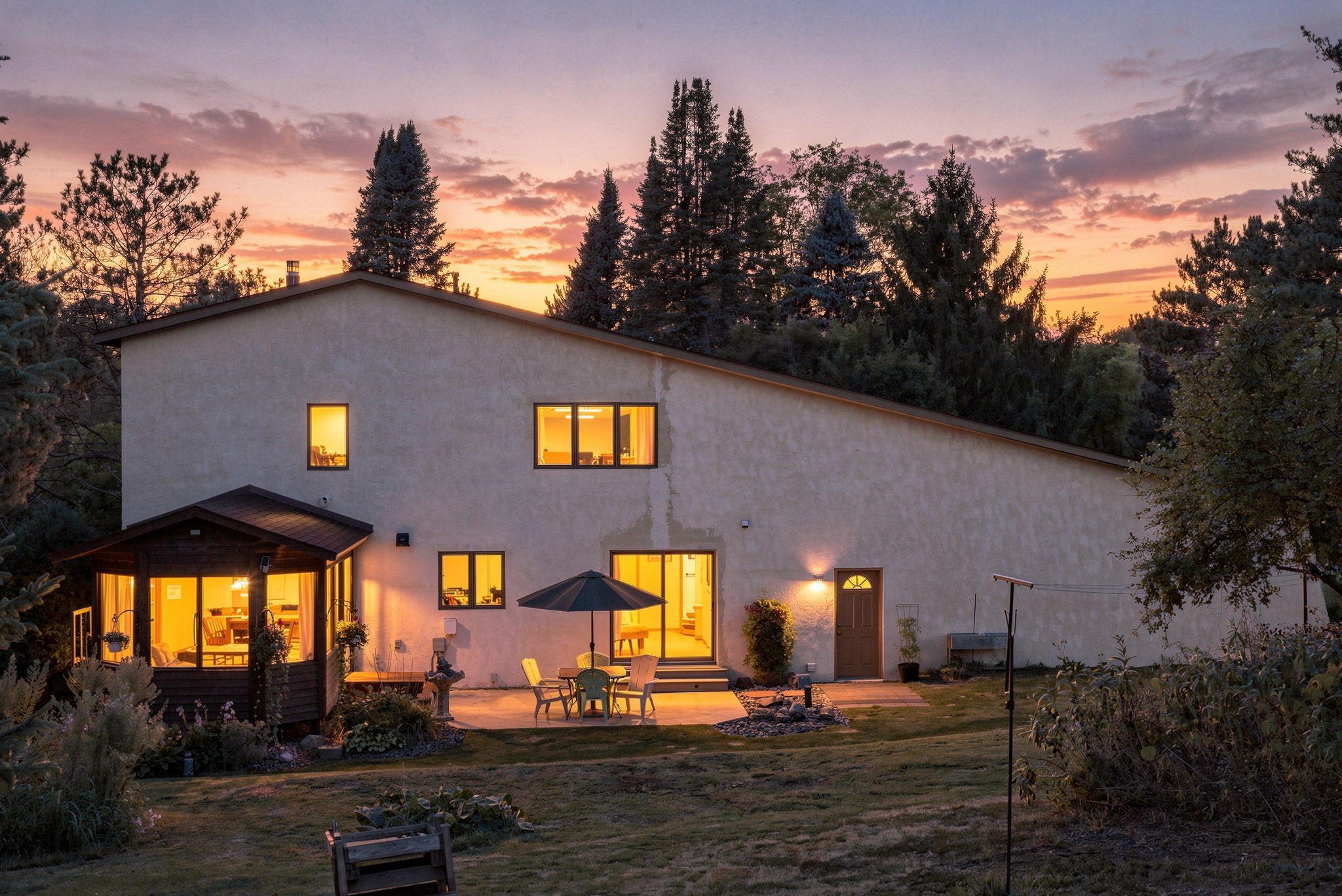 3-web-or-mls-6668_Crackleberry_Trail_Woodbury_TW_00181.jpg