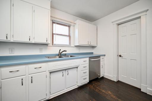 610 W Belleview Street, Winona, MN 55987