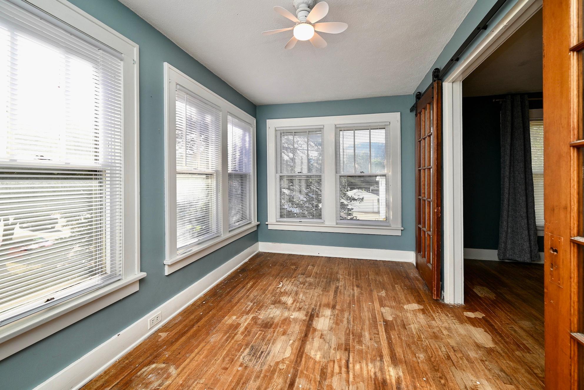 14 UL Sun Room.jpg