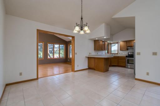 104 Wadsworth Drive, Mankato, MN 56001