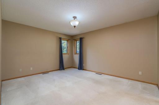 104 Wadsworth Drive, Mankato, MN 56001