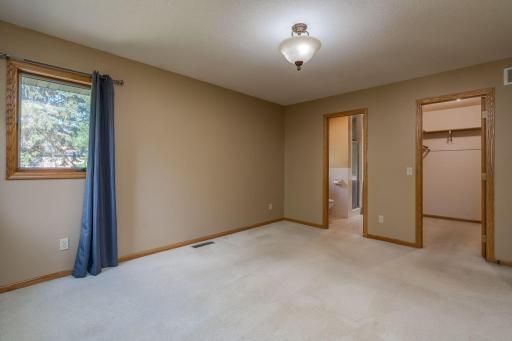 104 Wadsworth Drive, Mankato, MN 56001