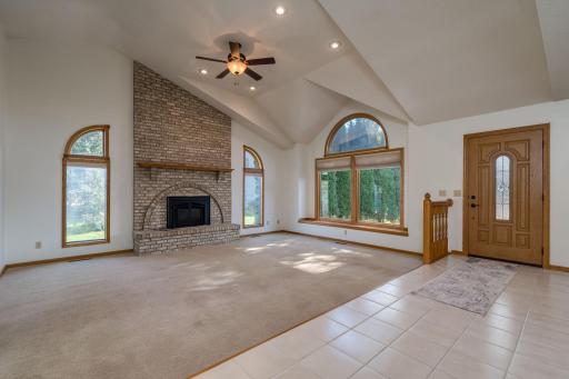 104 Wadsworth Drive, Mankato, MN 56001