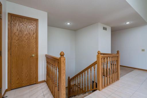 104 Wadsworth Drive, Mankato, MN 56001