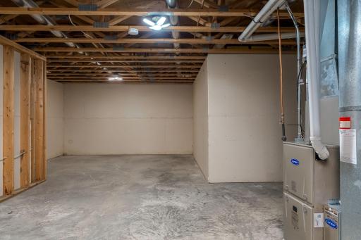 104 Wadsworth Drive, Mankato, MN 56001