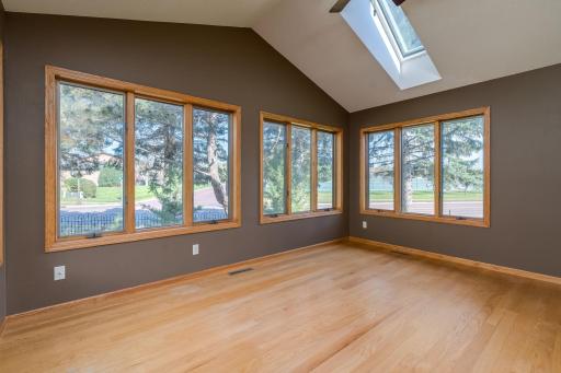 104 Wadsworth Drive, Mankato, MN 56001