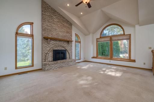 104 Wadsworth Drive, Mankato, MN 56001