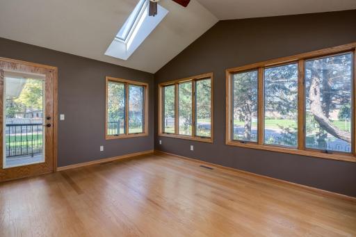 104 Wadsworth Drive, Mankato, MN 56001