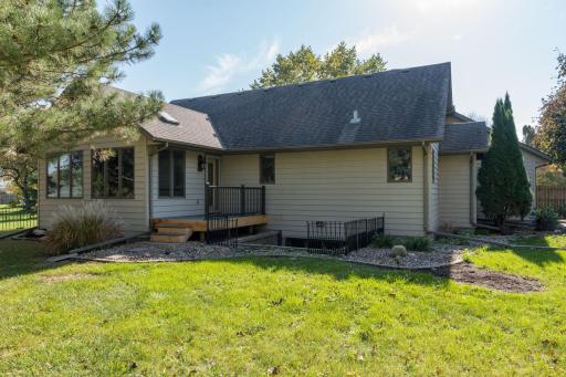 104 Wadsworth Drive, Mankato, MN 56001
