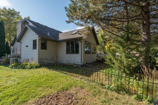 104 Wadsworth Drive, Mankato, MN 56001