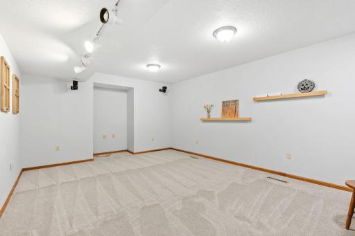 8441 W Lake Drive, Chanhassen, MN 55317