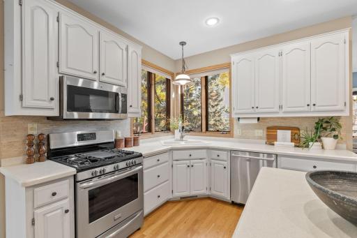8441 W Lake Drive, Chanhassen, MN 55317