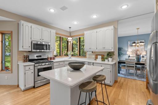 8441 W Lake Drive, Chanhassen, MN 55317