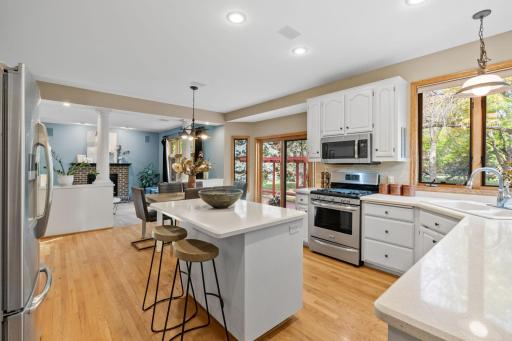 8441 W Lake Drive, Chanhassen, MN 55317