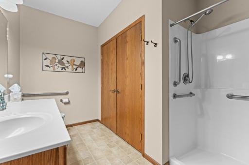 1880 3rd Avenue NW, 318, Rochester, MN 55901