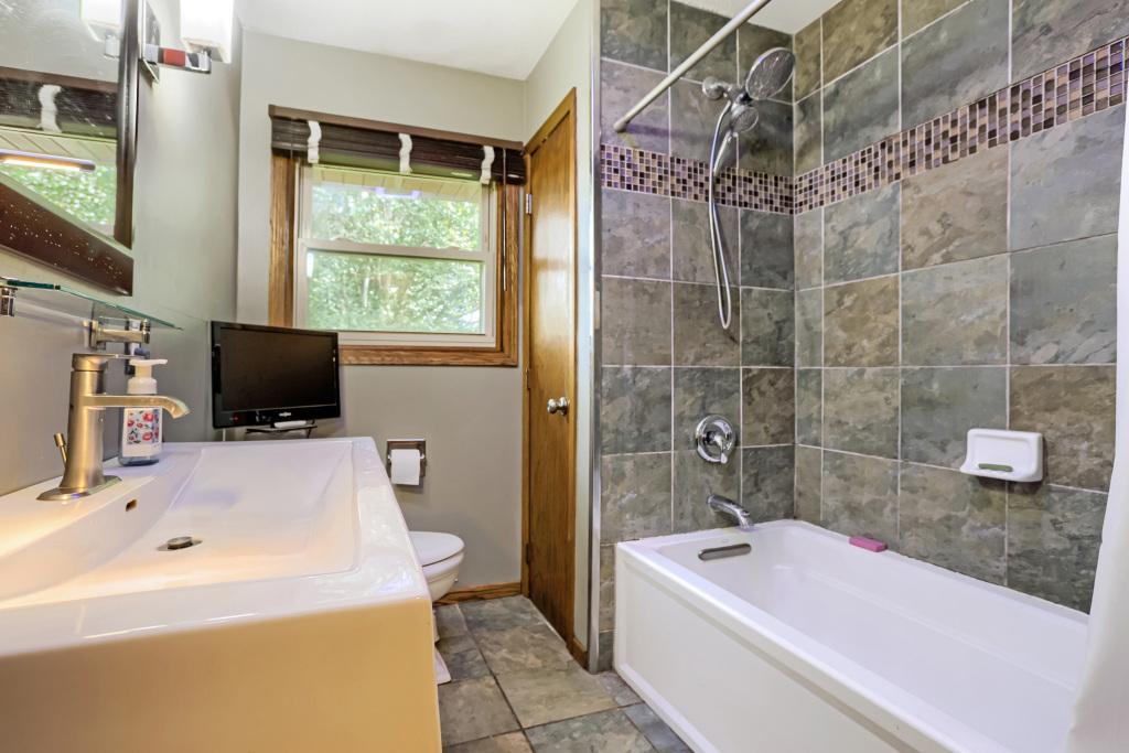Upper Level Bathroom