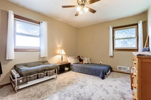 5457 Horizon Drive NE, Fridley, MN 55421