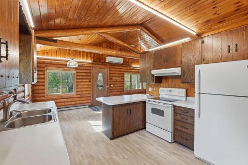 792 Holden Lane, Hudson, WI 54016