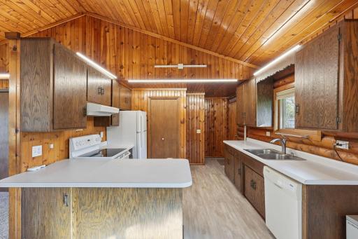 792 Holden Lane, Hudson, WI 54016