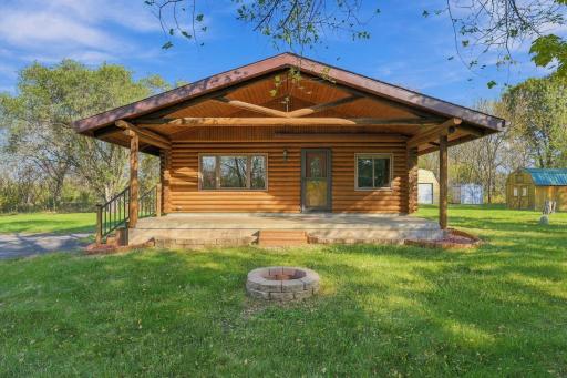 792 Holden Lane, Hudson, WI 54016