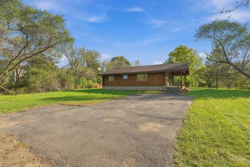 792 Holden Lane, Hudson, WI 54016