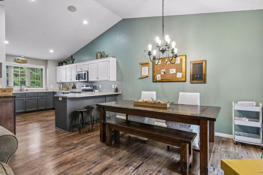 1519 Hidden Trail, Mayer, MN 55360