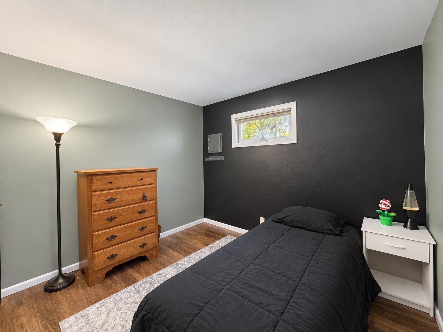 9 Bedroom 2.jpg
