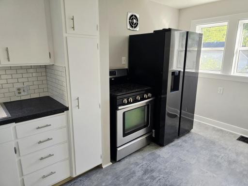 909 10th Avenue SW, Austin, MN 55912