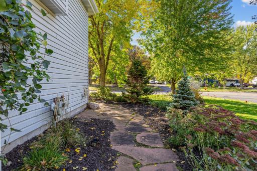 2289 S Coon Creek Drive, Andover, MN 55304
