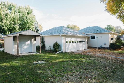 227 E 9th Street, Blue Earth, MN 56013