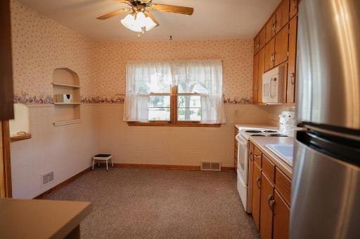 227 E 9th Street, Blue Earth, MN 56013