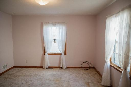227 E 9th Street, Blue Earth, MN 56013