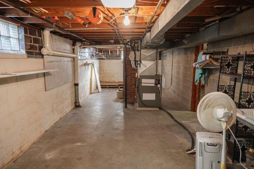 227 E 9th Street, Blue Earth, MN 56013