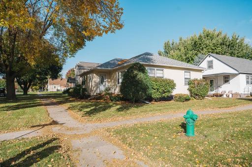227 E 9th Street, Blue Earth, MN 56013