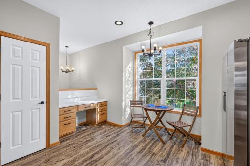 15777 Porchlight Lane, Eden Prairie, MN 55347