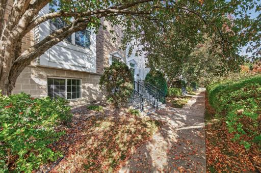 15777 Porchlight Lane, Eden Prairie, MN 55347