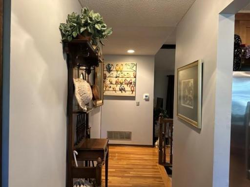 3301 Selkirk Drive, Burnsville, MN 55337