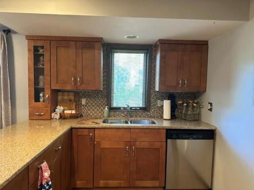 3301 Selkirk Drive, Burnsville, MN 55337