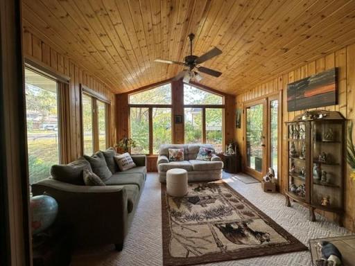 3301 Selkirk Drive, Burnsville, MN 55337