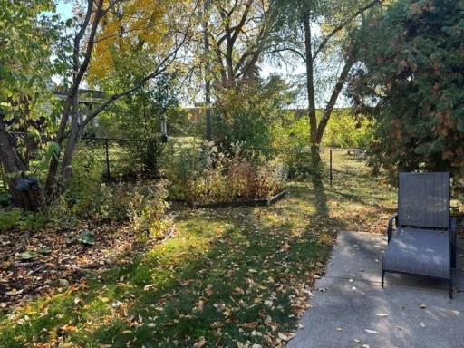 3301 Selkirk Drive, Burnsville, MN 55337